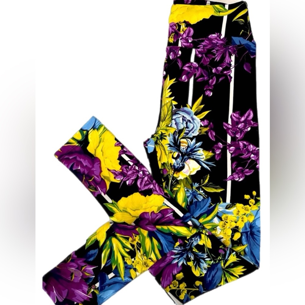 Lularoe super cute floral leggings